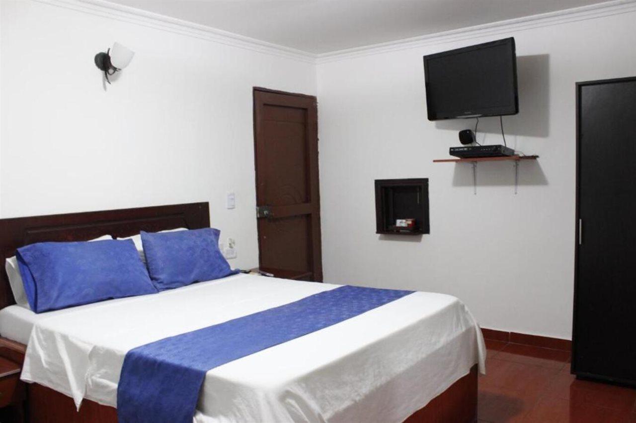Avenida 3 Real En El Norte De Hotel 3*